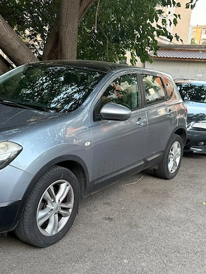 Nissan Qashqai cu panoramic, kilometri reali, masina arata ca in poze. - imagine 4