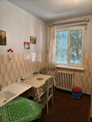 Proprietar, vand apartament 3 camere, total reabilitat, ultracentral dar in zona foarte linistita 