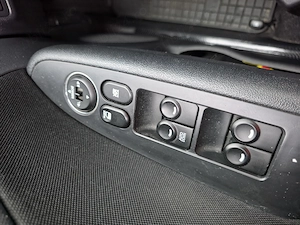 Hyundai i30 1.4 MPI Benzină + GPL - imagine 8