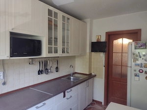 Inchiriez apartament 3 camere, decomandat, mobilat, et. 2 4, zona Giurgiului - imagine 7