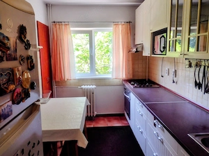 Inchiriez apartament 3 camere, decomandat, mobilat, et. 2 4, zona Giurgiului - imagine 8