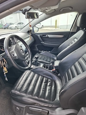 Volkswagen Passat B7 - imagine 6