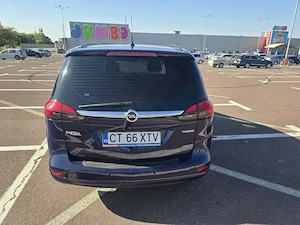 Vand Opel Zafira C,7 locuri,motor 1400 benzina Turbo,140 cai,distribuție pe lanț - imagine 2