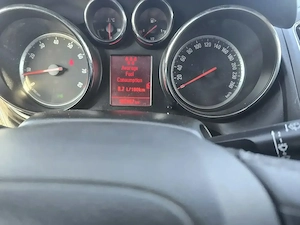 Vand Opel Zafira C,7 locuri,motor 1400 benzina Turbo,140 cai,distribuție pe lanț - imagine 7