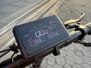 Vând trotinetă electrică Ruptor R1   stare perfectă