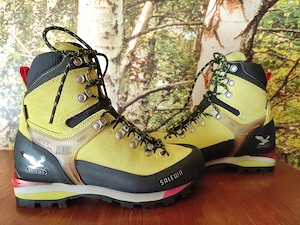 Vand bocanci dama, marca SALEWA, nr.37,5.