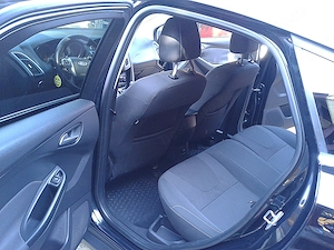 Ford-Focus-1,6-Tdci-115Cp - imagine 8