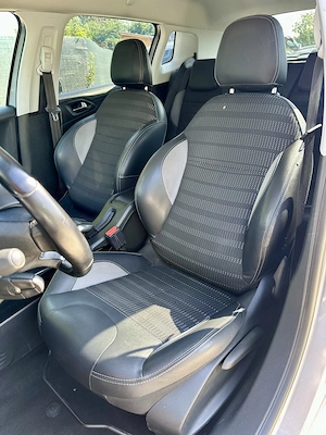 Peugeot 2 km Carplay Dubluclimatronic Camera Rate Garantie - imagine 7