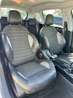 Peugeot 2 km Carplay Dubluclimatronic Camera Rate Garantie - imagine 8