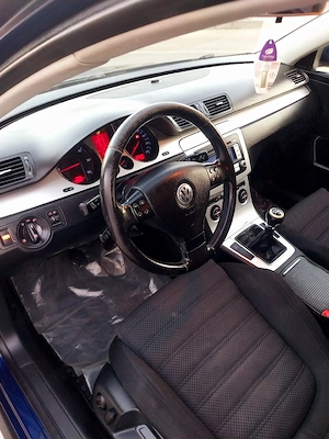 Volkswagen Passat B6 2.0TDI 140CP BMP 2008 E4 - imagine 10