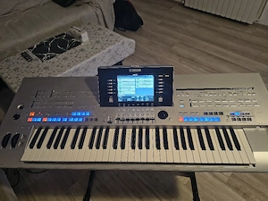 Yamaha Tyros 4