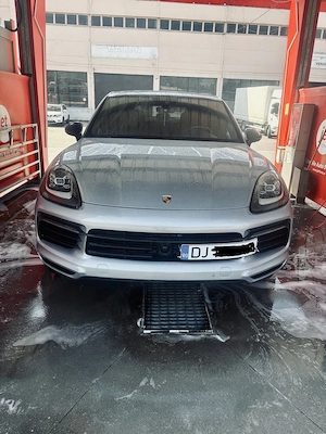 Porsche Cayenne Coupe - imagine 2