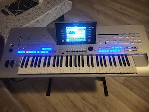 Yamaha Tyros 4 impecabilă