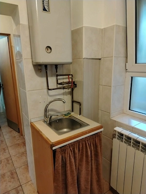 Dau in chirie apartament cu 2 camere decomandate parter mobilat utilat pe strada Decebal nr. 40 - imagine 5