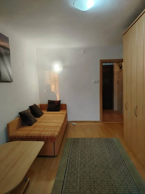 Dau in chirie apartament cu 2 camere decomandate parter mobilat utilat pe strada Decebal nr. 40 - imagine 3