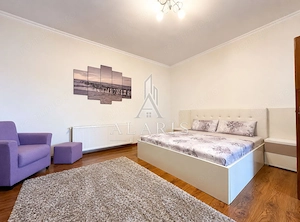 Casa la curte comuna, gradina proprie, zona Odobescu