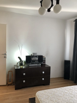 Închiriez apartament de 55 m2 ,  - imagine 7