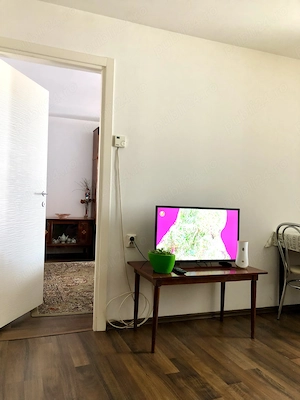 Închiriez apartament de 55 m2 ,  - imagine 4