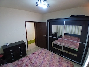 Vand apartament 2 camere Giroc - imagine 2