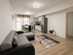 Vând apartament modern cu 2 camere, situat în Baciu, zona Regal - imagine 5