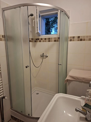 Vand apartament 2 camere - imagine 5