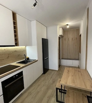 Zona CRANGASI chirie apartament cu 2 camere