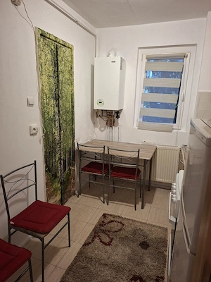 Vand apartament 2 camere - imagine 3