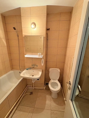 Ap 2 camere, parter, spital - imagine 4