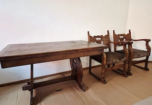 Garnitură vintage din lemn masiv   masă + 6 scaune
