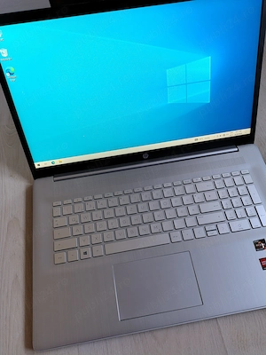Laptop HP 17, Ryzen 7 5700U, RAM 16GB 3200Mhz, SSD 512GB, 17.3"