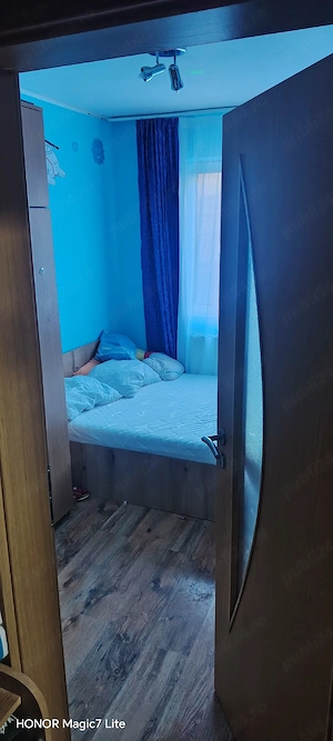 Vând Apartamentul de la proprietar cu 3 Camere Et.1 4 - imagine 10