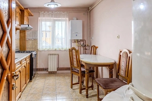 Apartament 3 camere decomandate, etaj intermediar, bloc izoat, boxa  - imagine 4