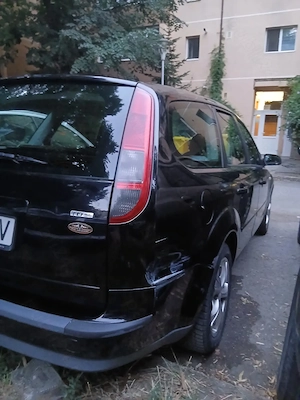 Ford Focus 178k km Reali Întreținut Corect   Interior Îngrijit - imagine 8