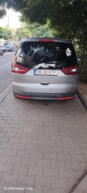 Ford Galaxy 7 locuri 2.0 2009 - imagine 8
