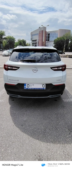 Opel Grandland X 1.2 benzină 130 CP alb perlat - imagine 4