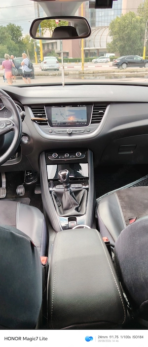 Opel Grandland X 1.2 benzină 130 CP alb perlat - imagine 7