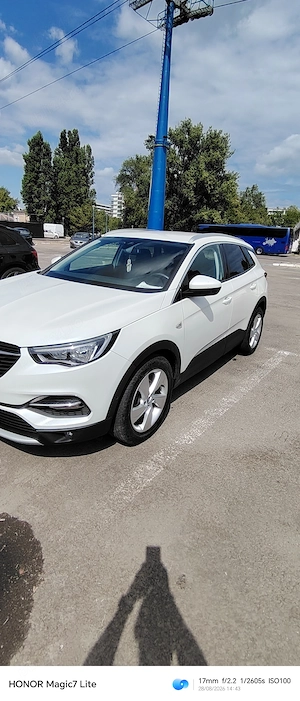 Opel Grandland X 1.2 benzină 130 CP alb perlat - imagine 2