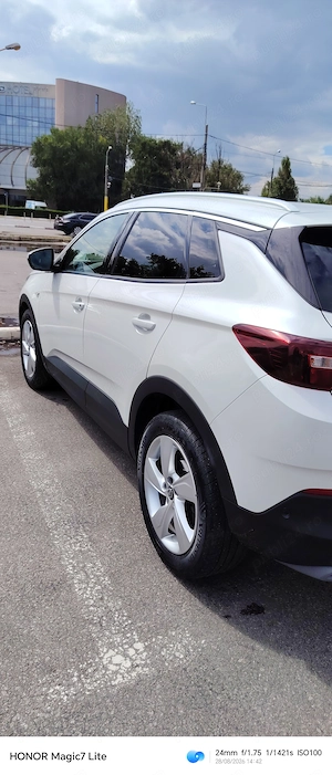 Opel Grandland X 1.2 benzină 130 CP alb perlat - imagine 6
