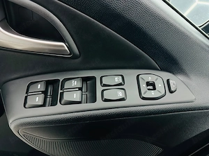 Hyundai ix35 - imagine 12