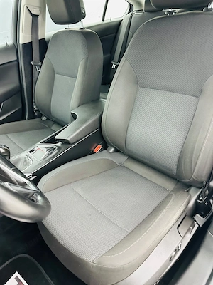 Opel Insignia - imagine 13