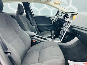 Volvo V40 - imagine 16