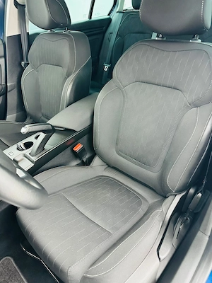 Renault Megane - imagine 14