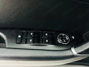 Hyundai i40 - imagine 12