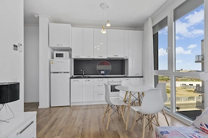 Apartament cu 2 camere de închiriat ARED IMAR - imagine 2