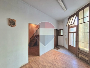 Spațiu comercial cu mezanin în Palatul Bohuș – ultracentral Arad - imagine 9