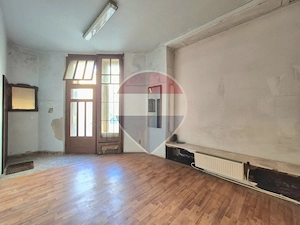 Spațiu comercial cu mezanin în Palatul Bohuș – ultracentral Arad - imagine 8