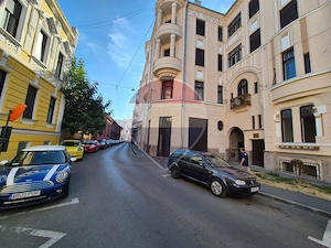 Spațiu comercial cu mezanin în Palatul Bohuș – ultracentral Arad - imagine 6