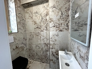 Apartament nou, finisaje premium și parcare proprie – disponibil imediat - imagine 7