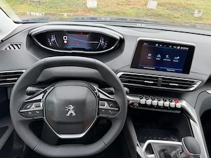 Peugeot 3008 Allure Exclusive 1,5 Bluehdi 130cp  - imagine 8