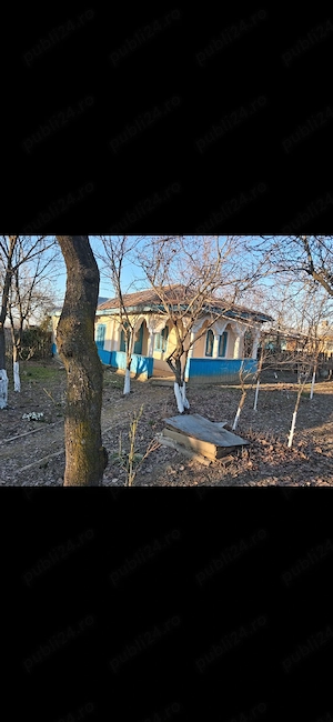 Schimb casa cu teren la 50 km de Braila - imagine 2